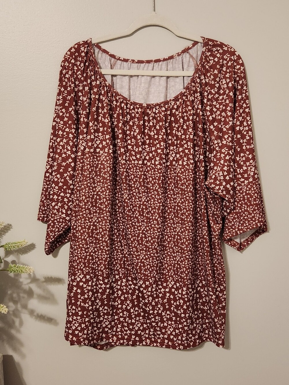 Women's Maroon Floral Peasant Top - Classic Scoop Neck